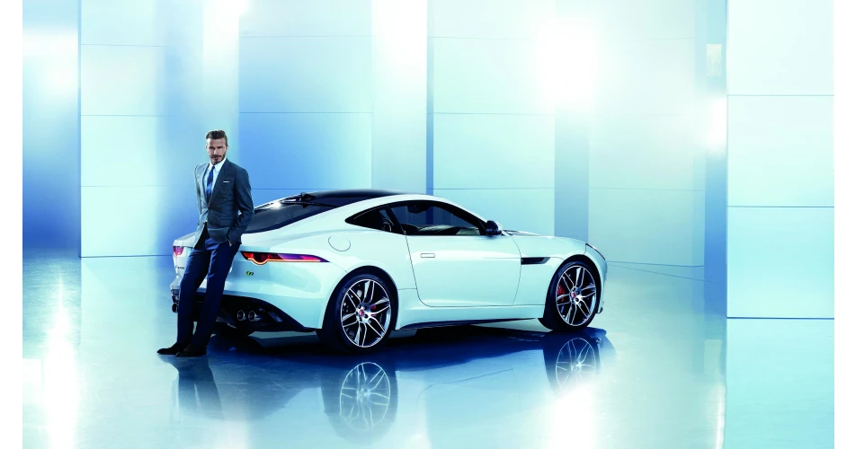 Beckham signs for Jaguar