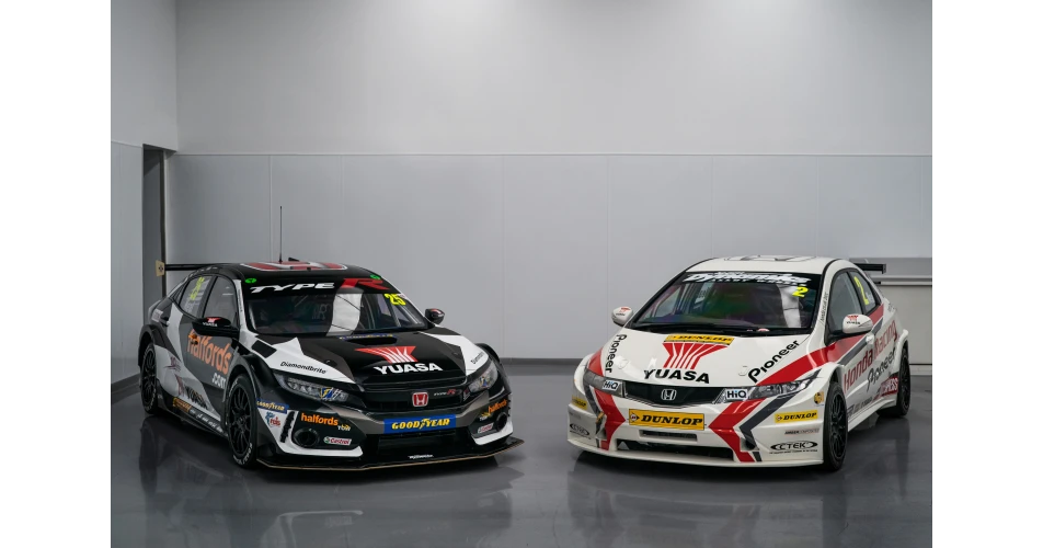 Yuasa celebrate ten years in touring cars 