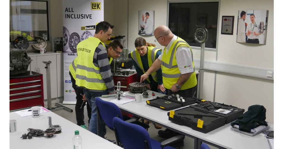 Get professional LuK double clutch system training from the REPXPERTs 