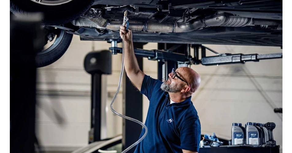 Debunking transmission oil change myths