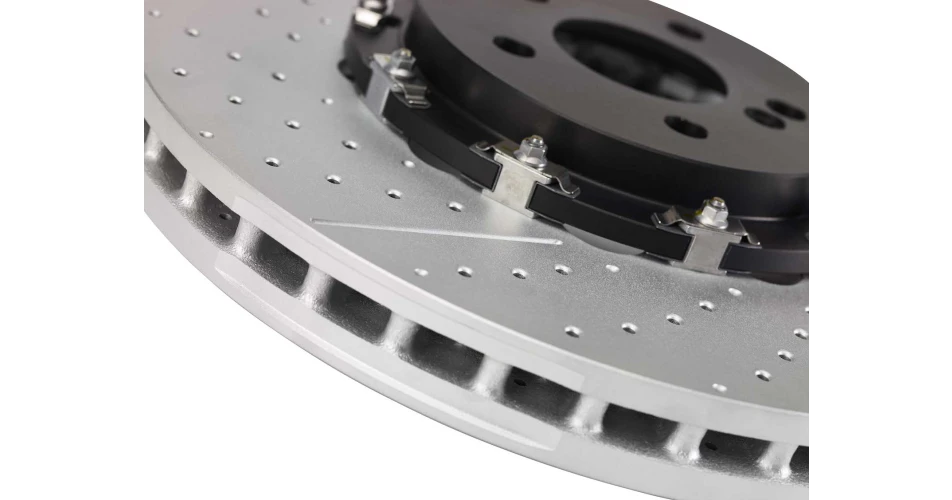 Benefits & fitting of two-piece brake discs 