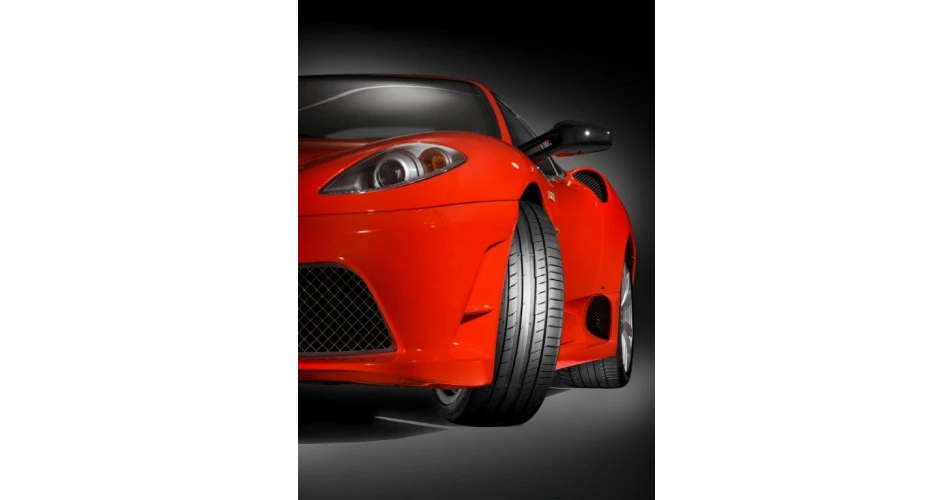 High performance sports tyre