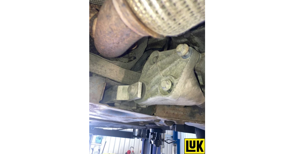 Clutch Replacement, Ford Transit Connect