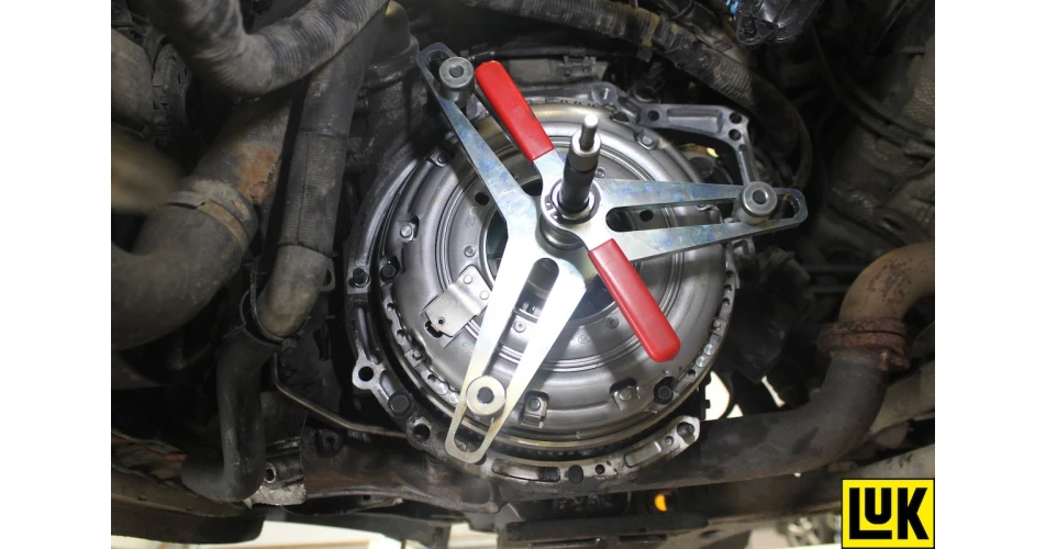 Clutch Replacement, Ford Transit Connect