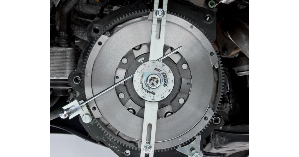 Volvo S40 Clutch & DMF replacement