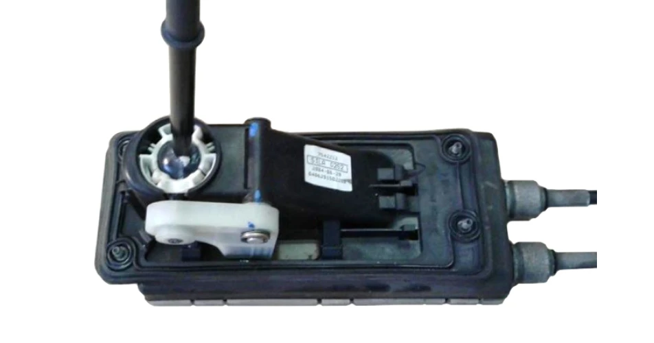 First Line offers MINI gear control cable advice 