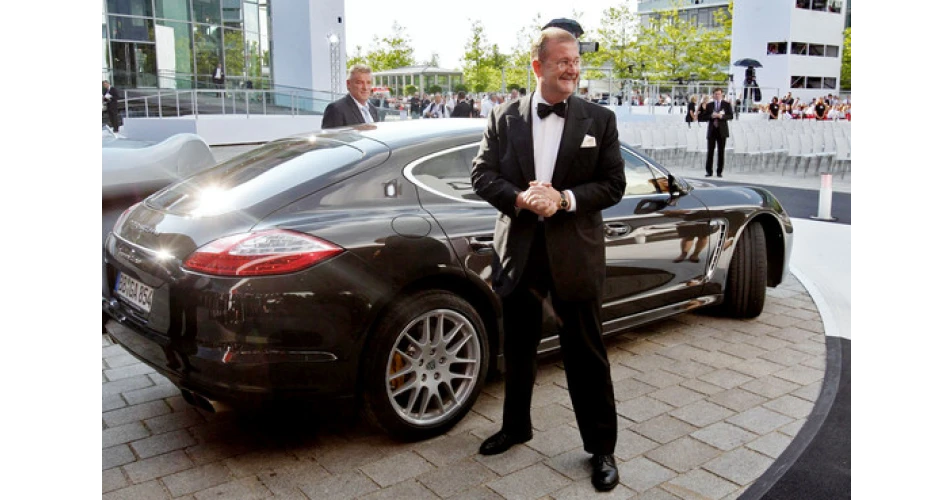 Porsche chief quits