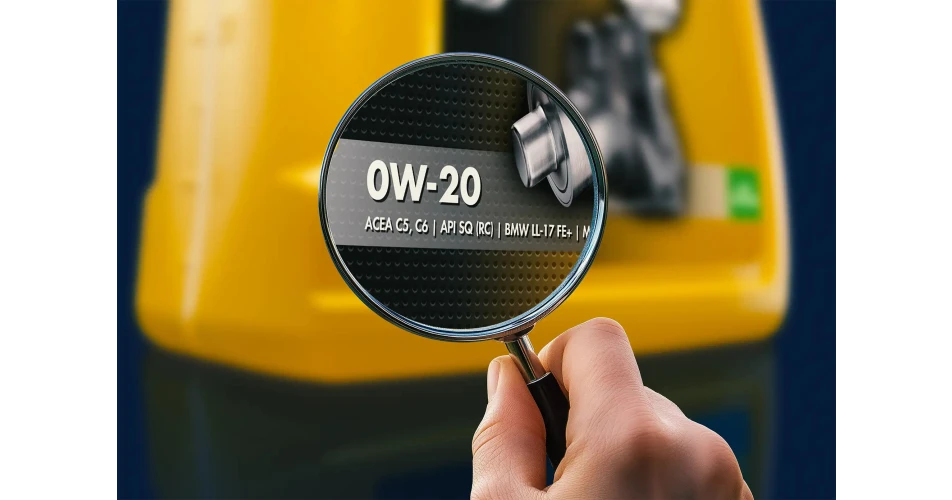 Kroon-Oil, closely monitors market developments and actively translates them into its product range. Reflecting this, the company has recently introduced several products that already meet the stricter oil specification. API SQ builds on the existing API 
