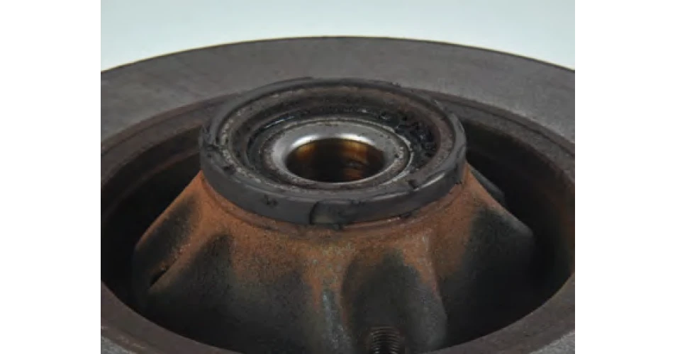 Rear brake disc problem Peugeot Citroen & DS