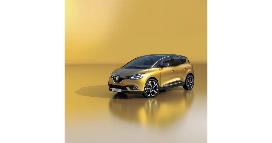Five stars for new Renault Sc&eacute;nic