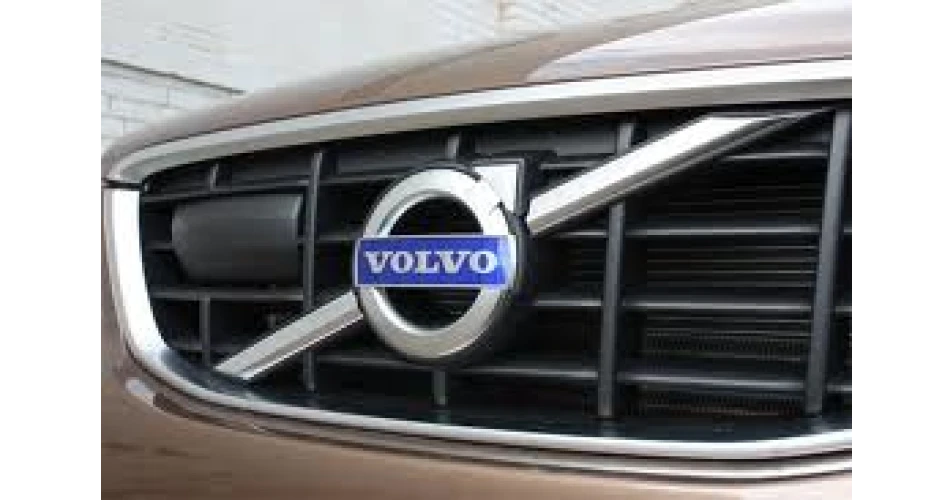 Volvo to cut car production by 10%