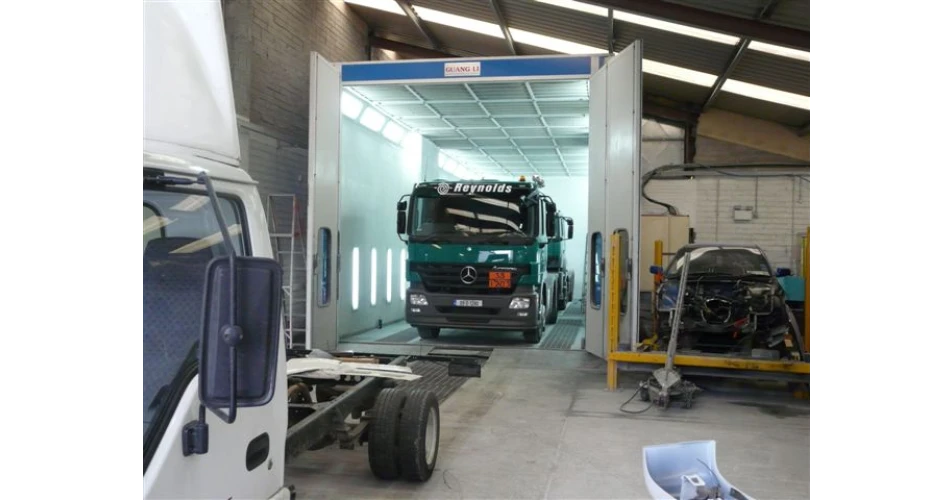 Wrecktify takes the flexible approach to painting