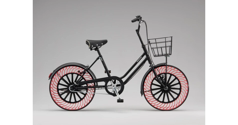 Bridgestone develops air free tyre concept