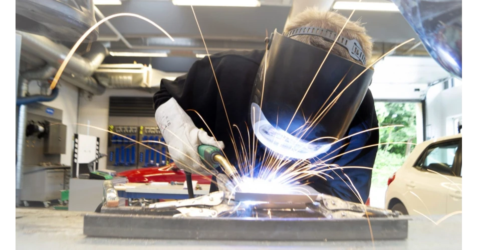 GM Approves Car-O-Liner CMI 300 Pulse Welders