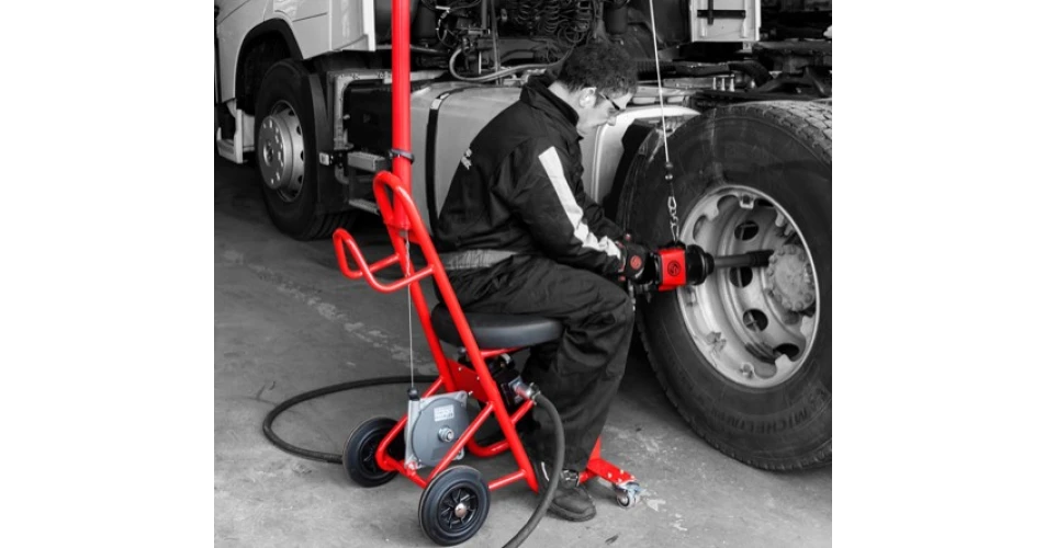Chicago Pneumatic offers heavy wheel change advice 
