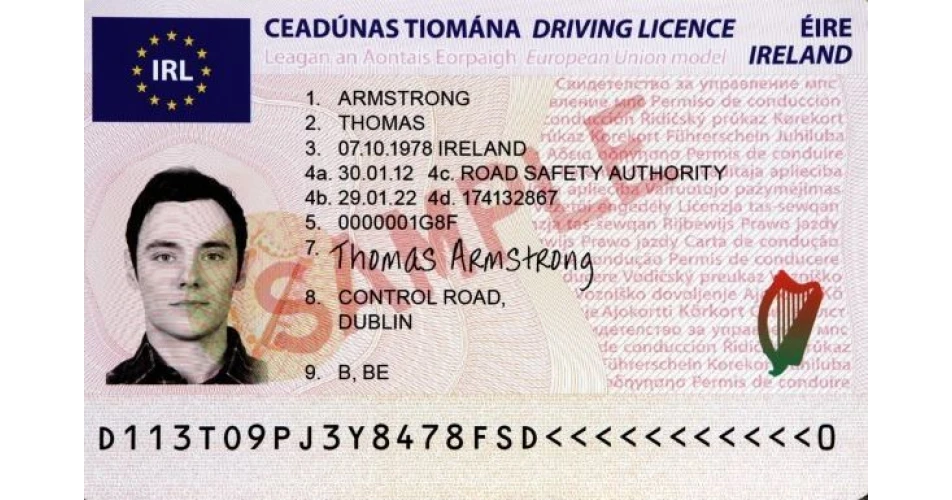 Ministers announce driving licence extension