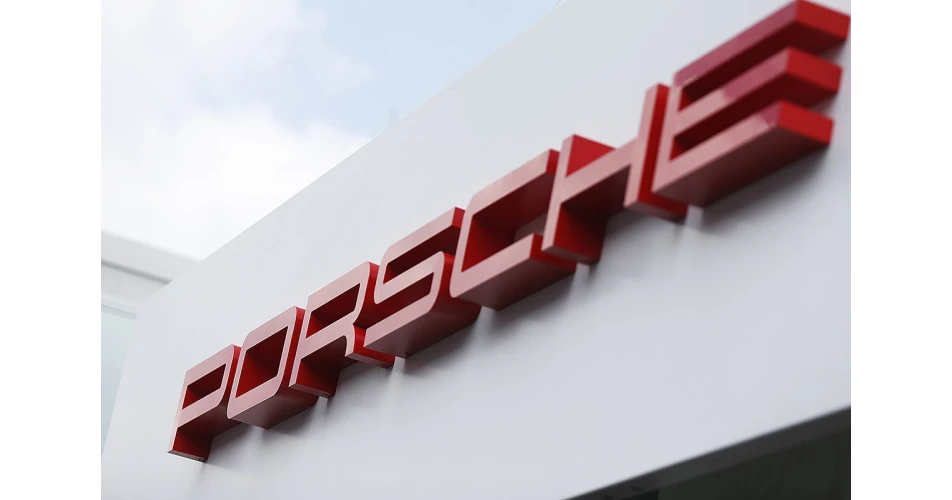 Porsche to buy 50% Red Bull stake&nbsp;