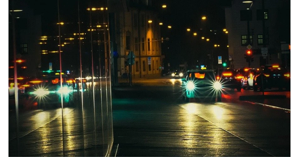 Are illegal headlight bulbs causing glare?