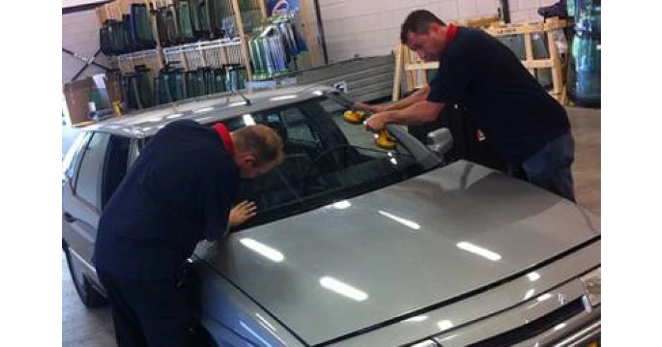 Windscreen report says safety is being compromised by cost