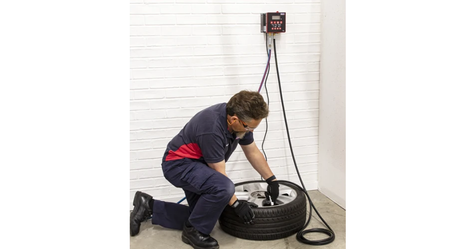 Simple and effective workshop tyre Inflation from Sealey