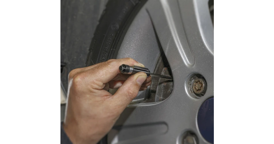 Sealey introduces innovative brake pad thickness gauge 