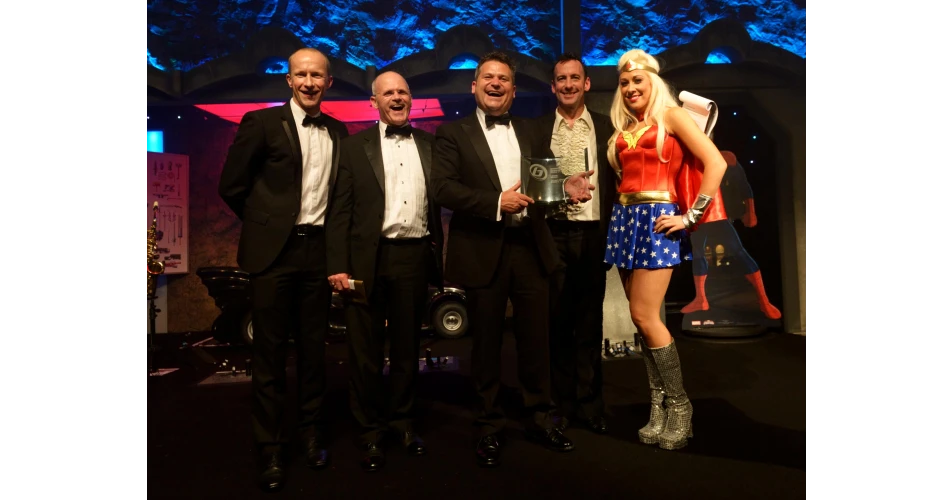 Car-O-Liner’s Stuart Alexander recognised for outstanding industry contribution 