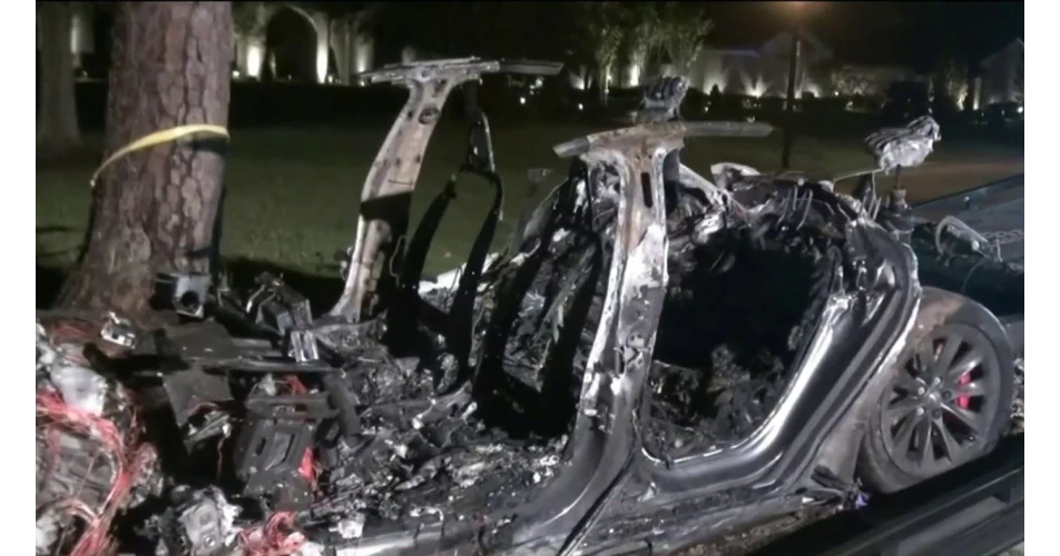 Tesla vehicle in alleged driverless fatal crash&nbsp;