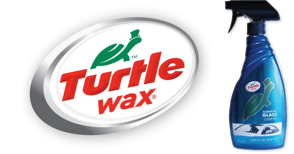 Team P R Reilly unveil new pack for Turtle Wax Essential Glass Cleaner