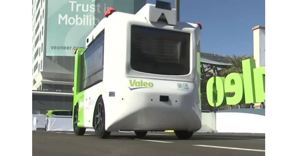 Valeo demonstrates new autonomous delivery driod concept
