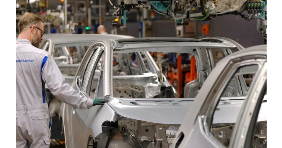 Carmakers face glass shortage threat