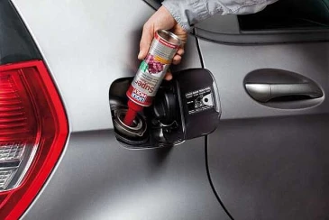 Clean & Protect with LIQUI MOLY Super Diesel Additive