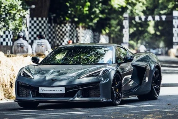 New Corvette E-Ray hybrid on show at Goodwood