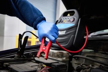 Ring adds new dual voltage jump starter