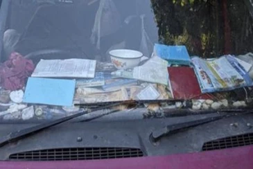 Clutter equals crashes for van drivers 