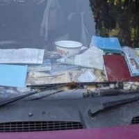 Clutter equals crashes for van drivers 